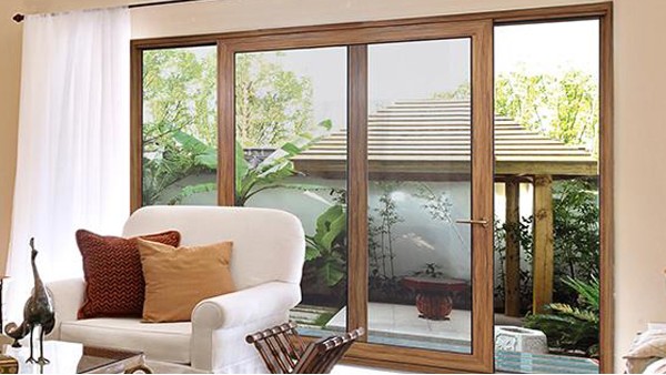 高端別墅門窗的標(biāo)配？國內(nèi)門窗十大品牌樓上樓門窗：就這？