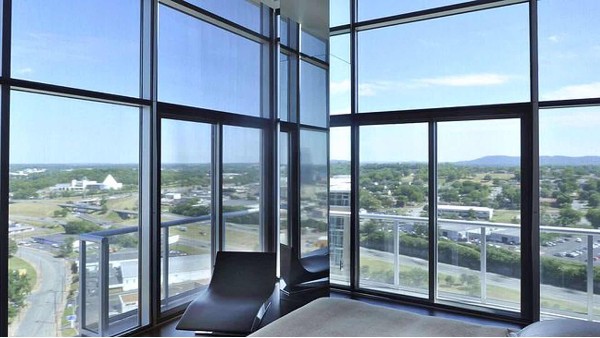 工程門窗中后裝法是什么意思？承接工程門窗項(xiàng)目有必要搞懂的后裝法。