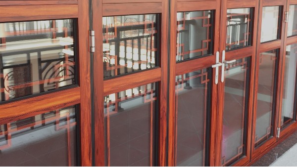 高端鋁合金門(mén)窗立面分格怎么設(shè)計(jì)才夠優(yōu)秀？進(jìn)來(lái)看就學(xué)會(huì)了！