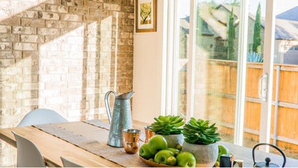 高端鋁門窗廠家的鋁合金門窗特點(diǎn)你都get到了嗎？