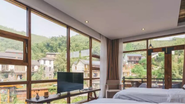 佛山高端鋁木系統(tǒng)門窗哪家門窗定制廠家的好？