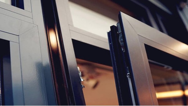 樓上樓工程門窗為什么會比普通門窗廠家性價比高？大有學問